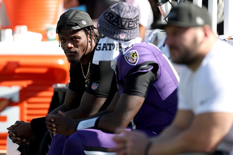 The Baltimore Ravens’ 2025 NFL season hasn’t gone to plan. Regarded as one of the top rosters in the NFL, the Ravens were expected to compete in the AFC all season.
After its bye in Week 7, the team sits at 1-5 and last in the AFC North.
The Ravens lost in Week 1 to Buffalo as the Bills made a late push for victory. They got back on track in Week 2 against Cleveland but dropped their next four games, including a loss to the Kansas City Chiefs.
Two-time MVP quarterback Lamar Jackson suffered a hamstring injury in the loss to Kansas City that kept him out of the final two games before the bye.
Baltimore got run over in those two games, losing by a combined score of 61-13. The Ravens have been hit hard by injuries on both sides of the ball, but losing Jackson may loom largest.
Baltimore is back in action in Week 8 at home against the Chicago Bears. Will the Ravens have their franchise quarterback under center for the game? Here’s what we know:
Lamar Jackson injury update
The Ravens will be without their starting quarterback once again in Week 8 against the Bears. Baltimore confirmed Jackson’s status Saturday.
Tyler Huntley will start for the first time this season against Chicago. Baltimore had previously started Cooper Rush but made a QB change in Week 6 in the loss to the Los Angeles Rams.
Huntley returned to the Ravens from the Browns after training camp cuts. He went 10 of 15 passing (66.7%) for 68 yards against the Rams.
The Ravens issued another statement later Saturday explaining the change to Jackson’s status:
Ravens QB depth chart
Lamar Jackson (injured)
Tyler Huntley
Cooper Rush
Rush signed with the Ravens during the offseason and started the year as the No. 2 quarterback. Last year he went 4-4 as a starter for the Dallas Cowboys after Dak Prescott’s injury.
This post appeared first on USA TODAY